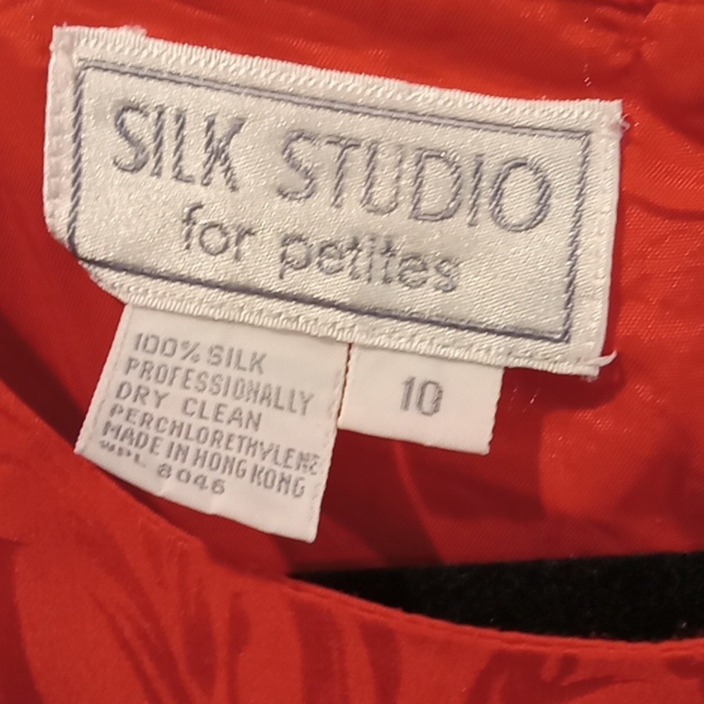 Silk Studio Women's Red Long Sleeve Dress - Picture 7 of 7